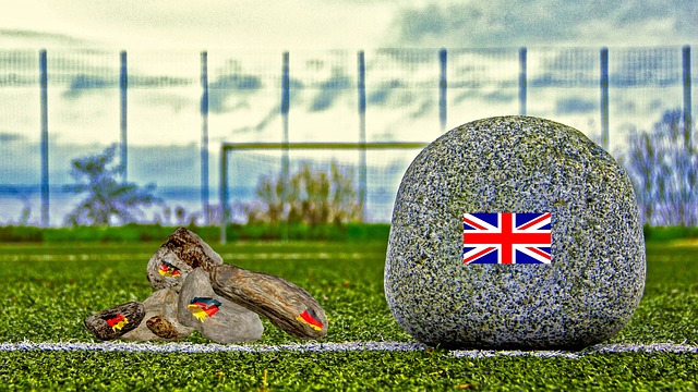 上海市民给我们送吃的，边跑边吃，很多市民给我送美食 边跑边吃 还有武汉的微笑 很市民我罗斯特美食跑步还有武汉的微笑.